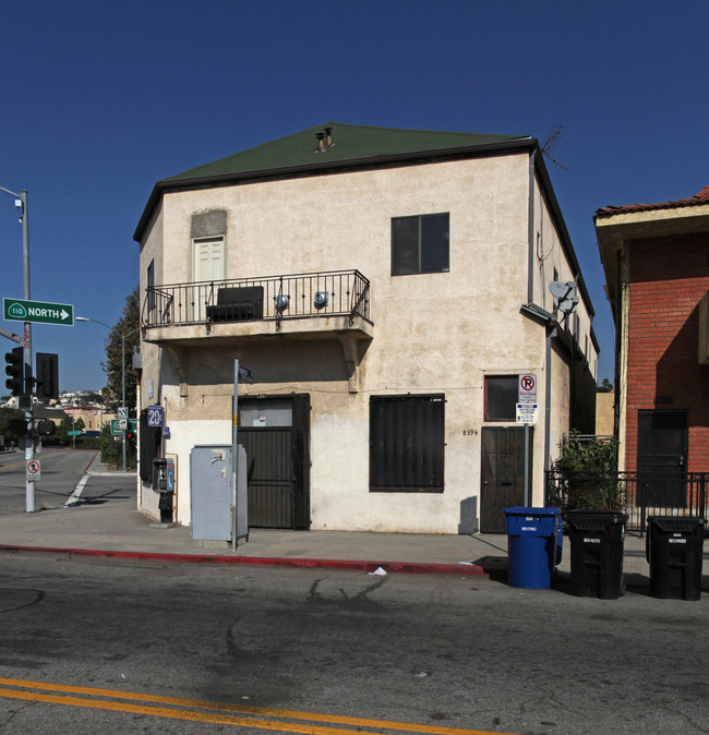 839 Alpine St in Los Angeles, CA - Building Photo - Building Photo