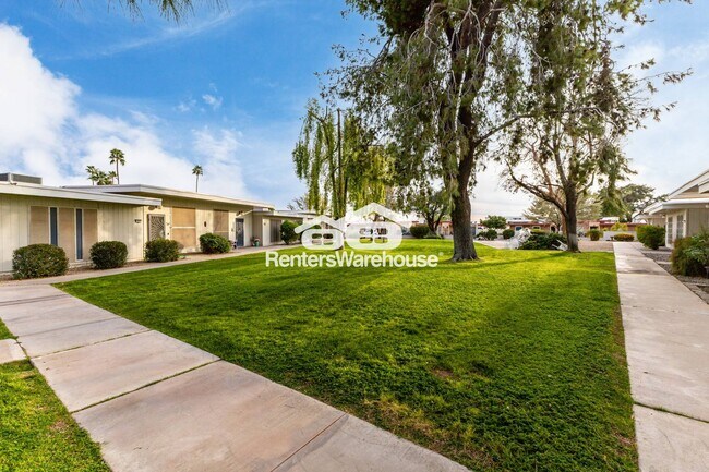 13211 N Cedar Dr in Sun City, AZ - Building Photo - Building Photo