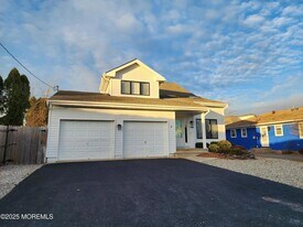 416 Blodgett Ave in Point Pleasant Beach, NJ - Building Photo