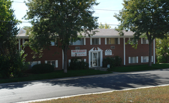 The Vermont in Aurora, CO - Building Photo - Building Photo