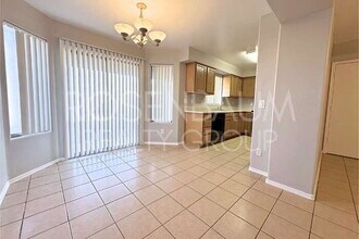 15547 S Moon Valley Rd in Arizona City, AZ - Foto de edificio - Building Photo