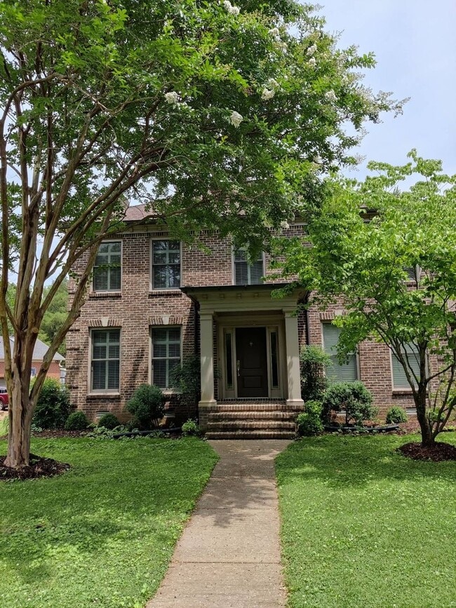 732 Greenbrier Dr in Murfreesboro, TN - Building Photo - Building Photo