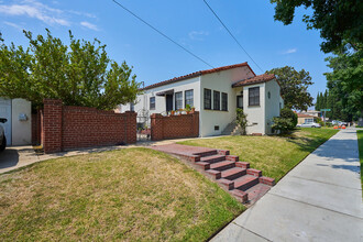 1600 S Sierra Vista Ave in Alhambra, CA - Building Photo - Building Photo