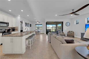 19912 Beverly Park Rd in Estero, FL - Building Photo