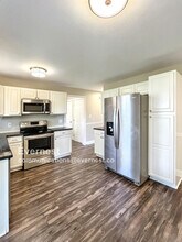 800 Keystone Dr in Clarksville, TN - Building Photo - Building Photo