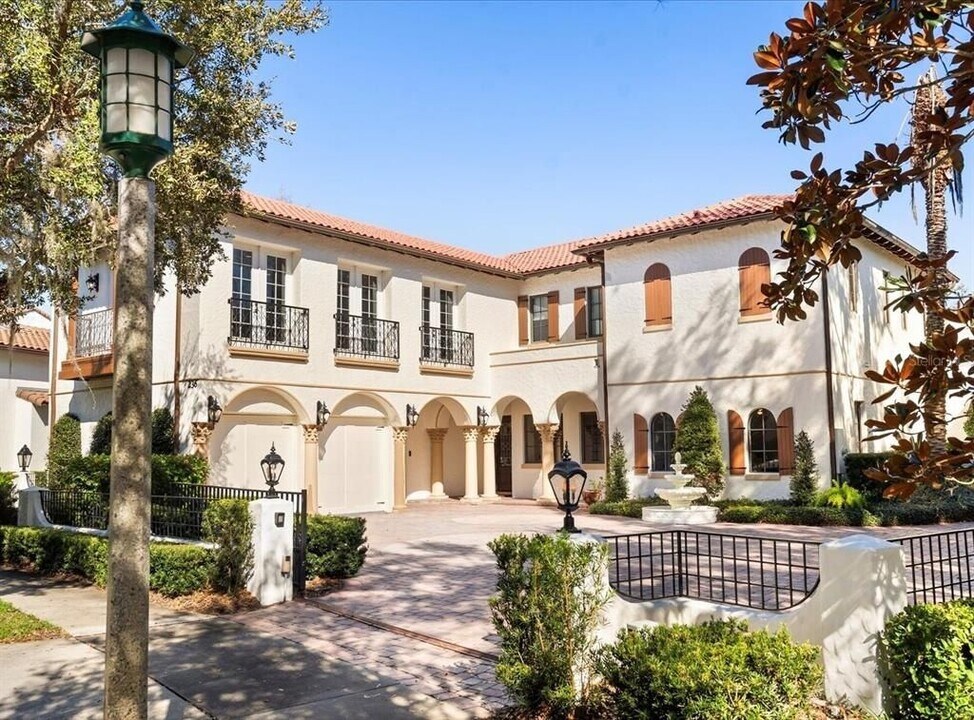236 Acadia Ter in Kissimmee, FL - Foto de edificio