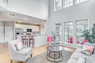 1672 Jorrington St in Mount Pleasant, SC - Building Photo - Building Photo