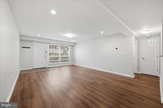 1193 N Van Dorn St in Alexandria, VA - Building Photo - Building Photo