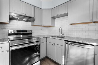 3303 Walnut Ridge Est in Pottstown, PA - Building Photo - Building Photo