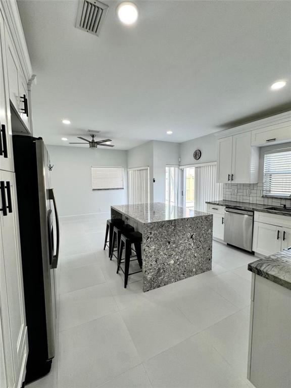 6538 Abbey Rd in Parkland, FL - Building Photo - Building Photo