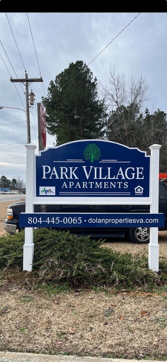 711 Dale Dr in Rocky Mount, NC - Building Photo
