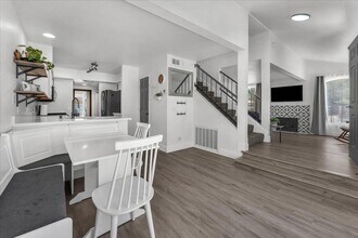 2819 Briar Knoll Dr in Henderson, NV - Building Photo - Building Photo
