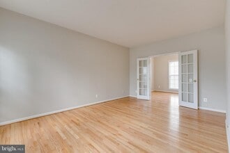 12798 Thacker Hill Ct in Herndon, VA - Building Photo - Building Photo