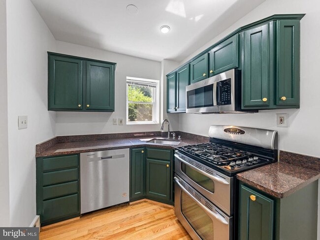 423 Mt Vernon Ave in Alexandria, VA - Building Photo - Building Photo