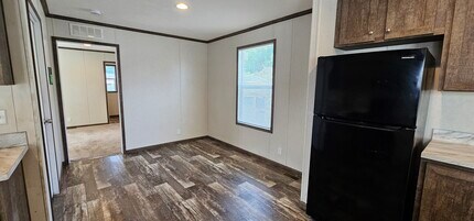 76 E U.S. Hwy 6 in Valparaiso, IN - Building Photo - Building Photo