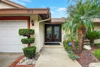 302 Briar Creek Rd, Unit 05-207 in Diamond Bar, CA - Foto de edificio - Building Photo