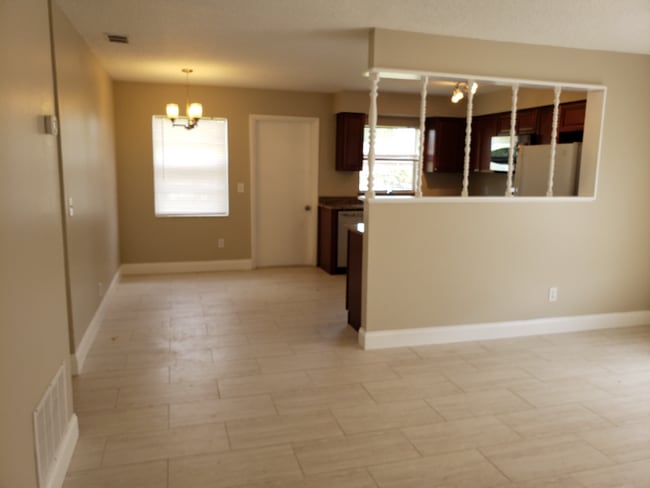 5725 Cardinal Guard Ave in Orlando, FL - Building Photo - Building Photo