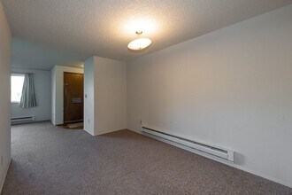 1916 Rucker Ave in Everett, WA - Building Photo - Building Photo