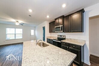 17021 Dusty Boots Ln in Elgin, TX - Building Photo - Building Photo