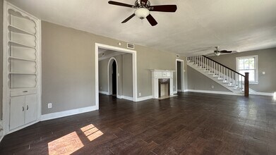 2706 24th St in Lubbock, TX - Building Photo - Building Photo