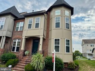 1144 Holden Rd