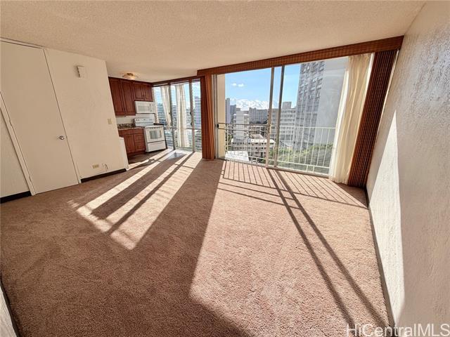 property at 1702 Kewalo St