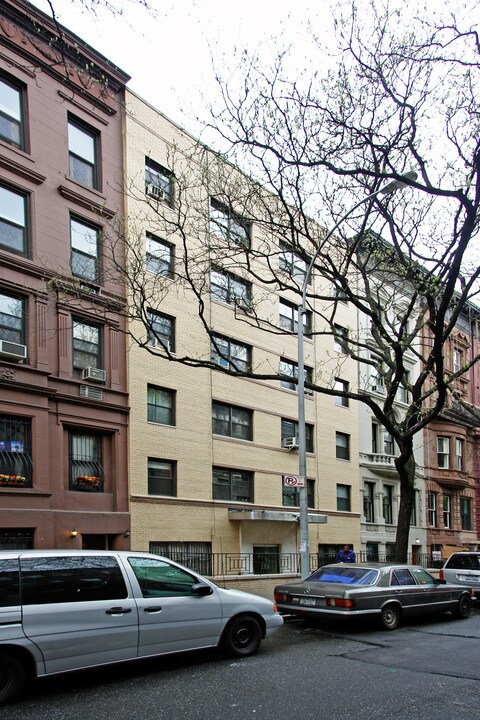 20 W 87th St in New York, NY - Building Photo