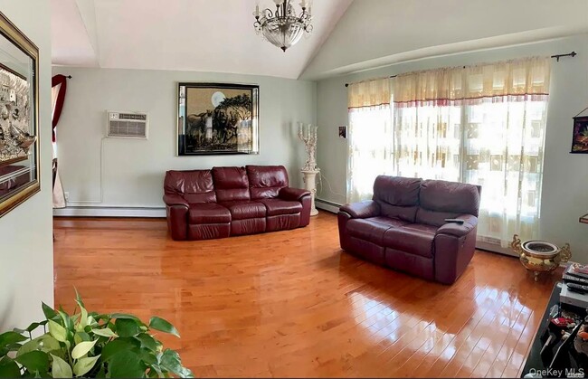 property at 99 Ormond St