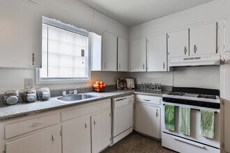 Reserve at Maple Ridge in East Point, GA - Foto de edificio - Interior Photo