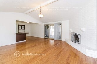 1001 N Ham Ln in Lodi, CA - Building Photo - Building Photo