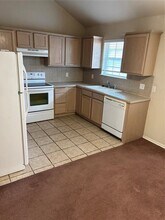 801 Beaumont Square in Norman, OK - Building Photo - Building Photo