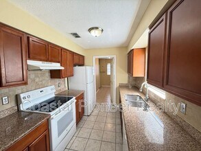 1009 Marlene Dr in Ocoee, FL - Building Photo - Building Photo