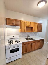 345 Legion St in Brooklyn, NY - Building Photo - Building Photo