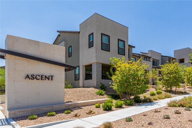 11592 Alpine Cove Ave in Las Vegas, NV - Building Photo - Building Photo