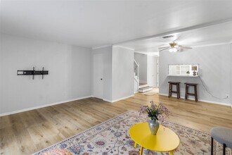 14333 Memorial Dr in Houston, TX - Building Photo - Building Photo