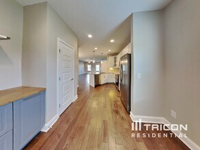 271 Cloverbrook Way in Gallatin, TN - Foto de edificio - Building Photo