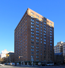 Gramercy Court in New York, NY - Foto de edificio - Building Photo