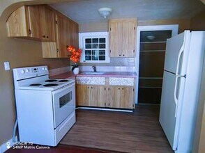 823 16th Ave NW-Unit -Unit A in Largo, FL - Building Photo - Building Photo