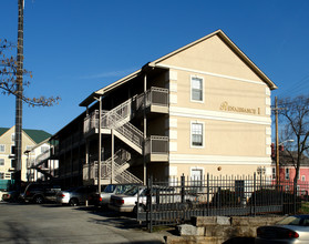 Renaissance I in Knoxville, TN - Building Photo - Building Photo