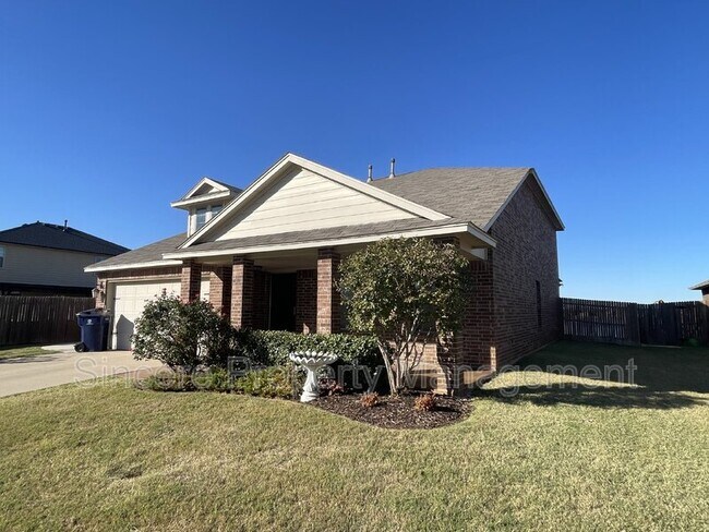 10221 NW 24th Terrace in Yukon, OK - Foto de edificio - Building Photo