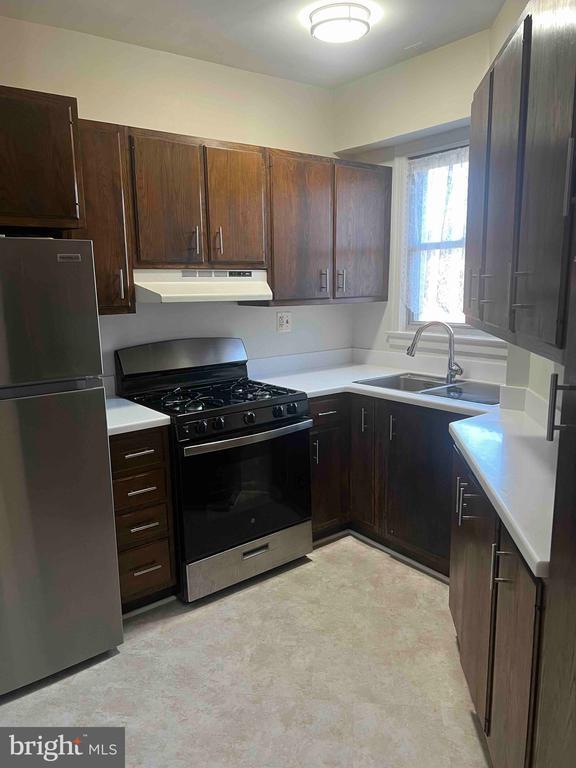 2500 Q St NW in Washington, DC - Building Photo - Building Photo