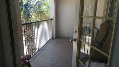 402 S Armenia Ave, Unit 129 in Tampa, FL - Foto de edificio - Building Photo