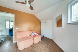 35831 N Cedar Is in Fox Lake, IL - Building Photo - Building Photo