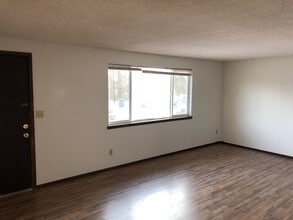 325 W River Rd in Hamilton, MT - Building Photo - Building Photo
