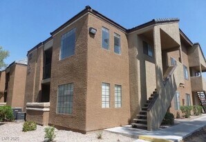 2700 N Rainbow Blvd in Las Vegas, NV - Building Photo