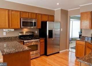 6588 Morning Meadow Dr in Alexandria, VA - Building Photo - Building Photo