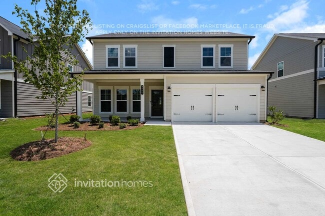 property at 2101 Boxwood Cir