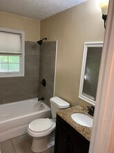 1183 Woodleigh Rd SW in Marietta, GA - Building Photo - Building Photo
