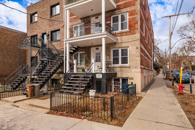 2937-2939 Holt St in Montréal, QC - Building Photo - Building Photo