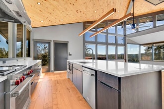 11845 US Hwy 285 in Conifer, CO - Building Photo - Building Photo